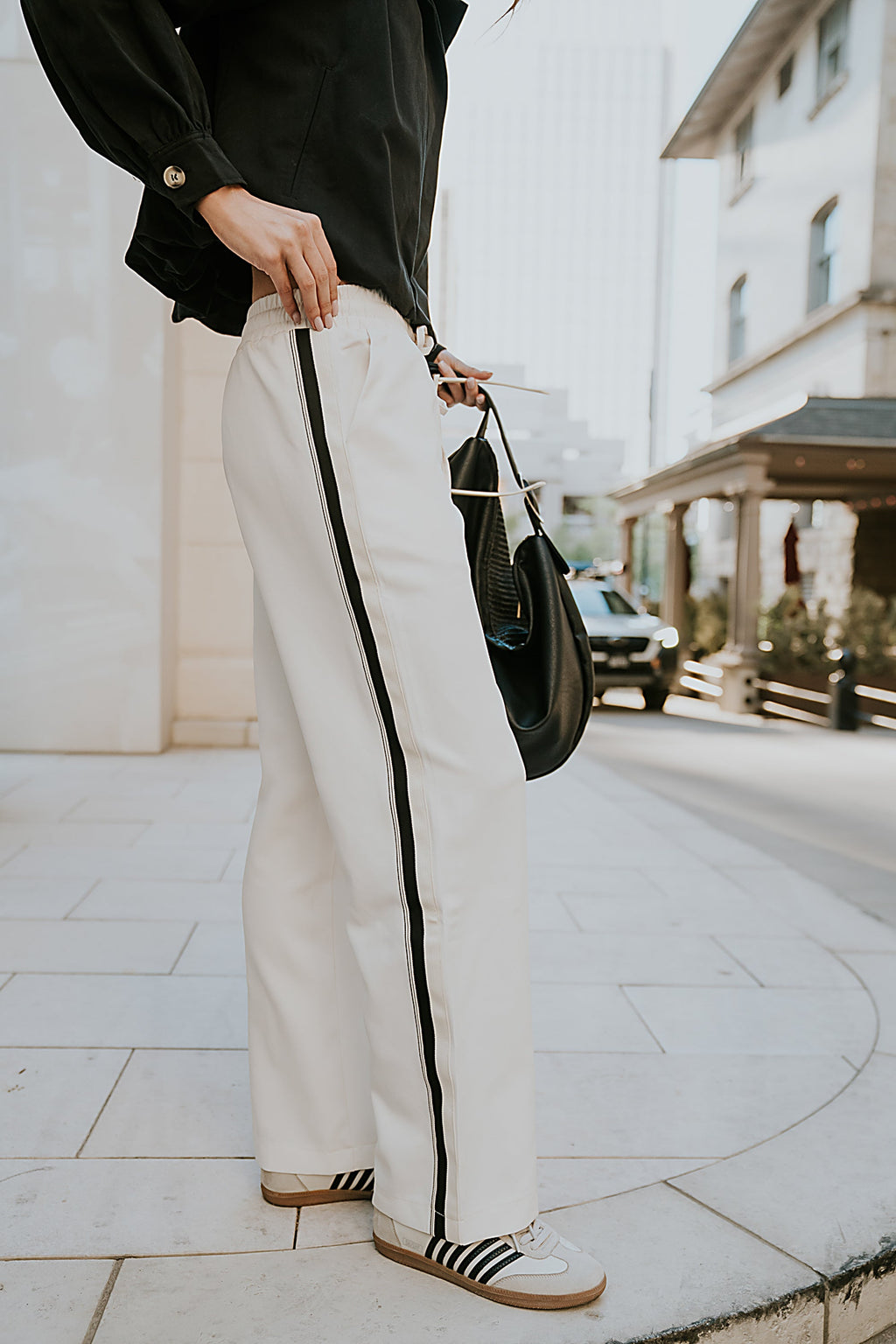 Jazzy Baggy Pants in Off White