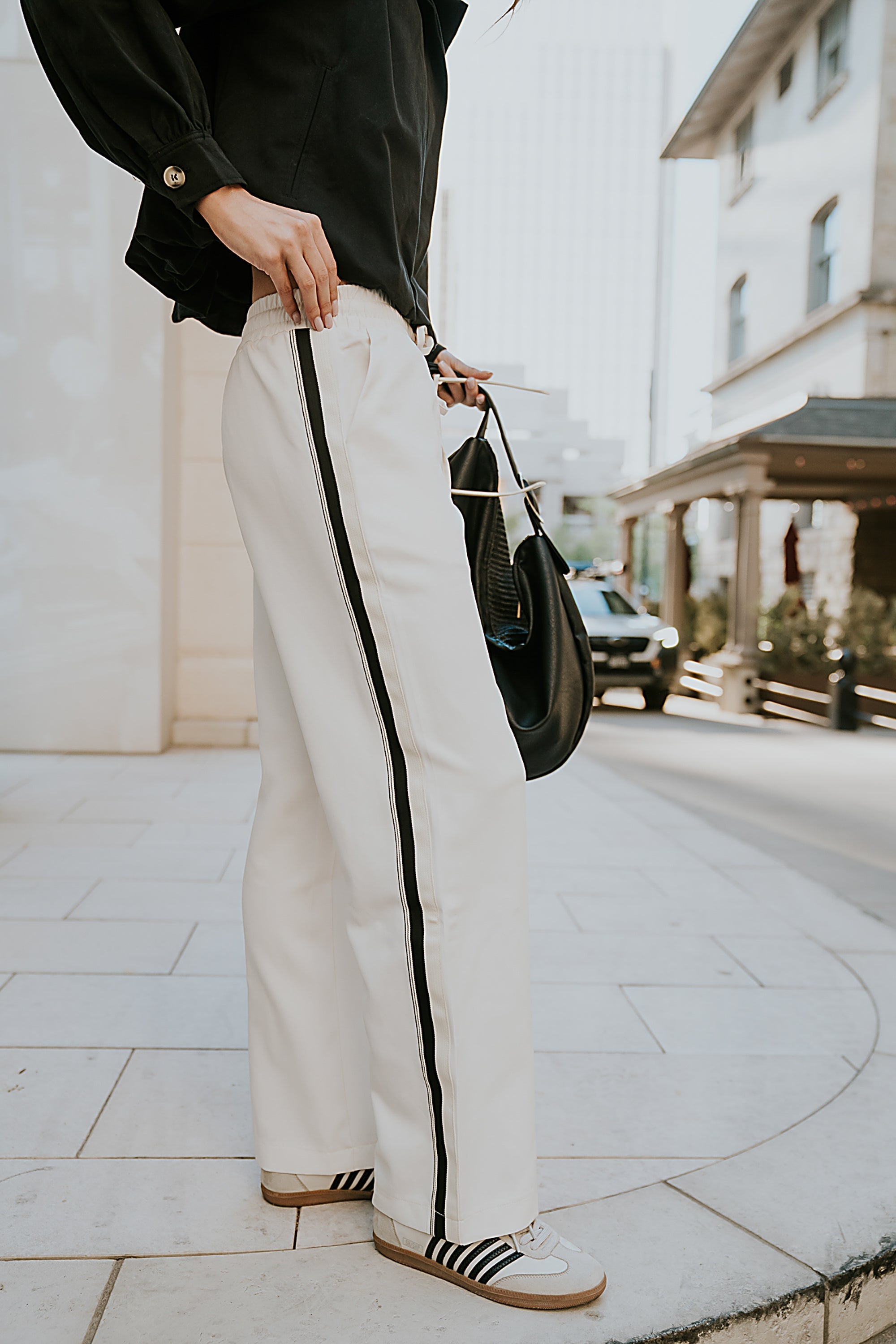 Jazzy Baggy Pants in Off White