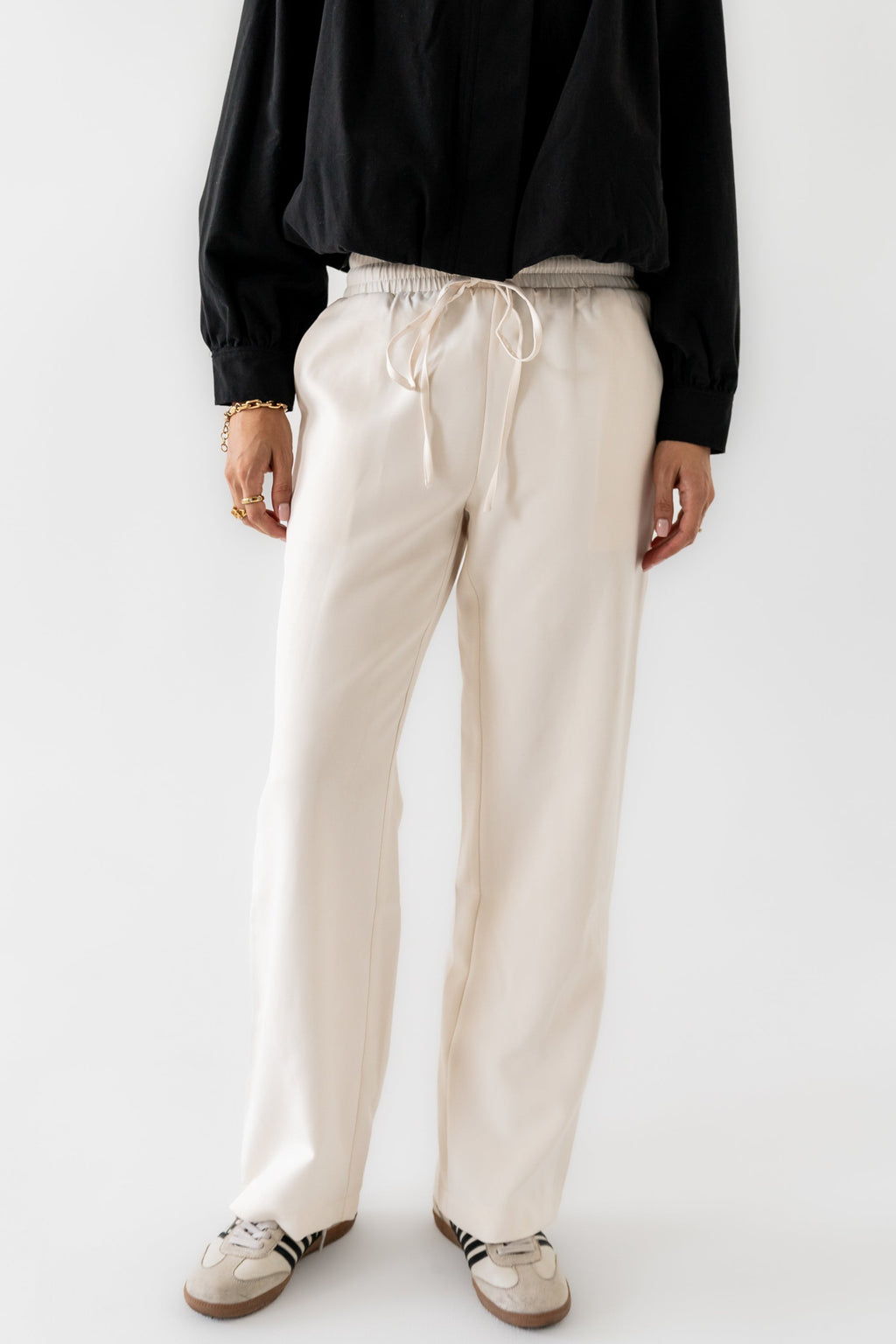 Jazzy Baggy Pants in Off White