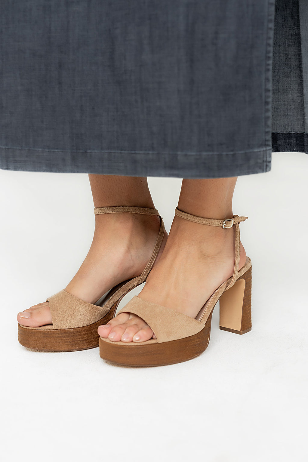 Jackie Platform Heel in Sand