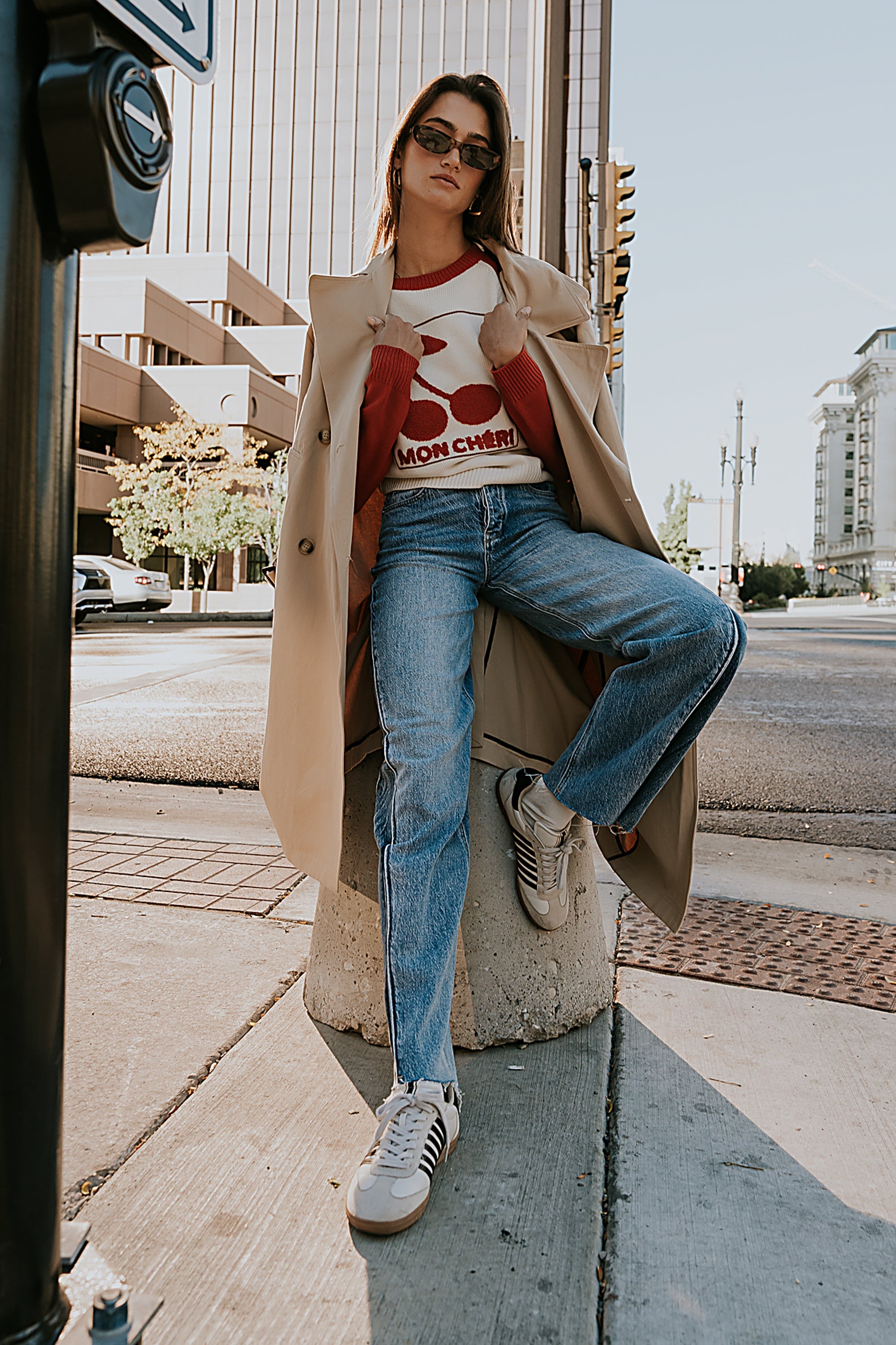 Sofia Contrast Wide Leg Jeans