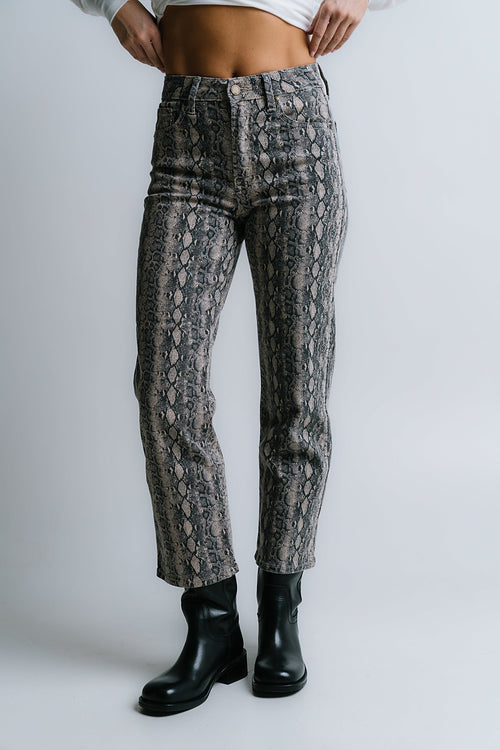 Ana Straight-Leg Jeans - FINAL SALE