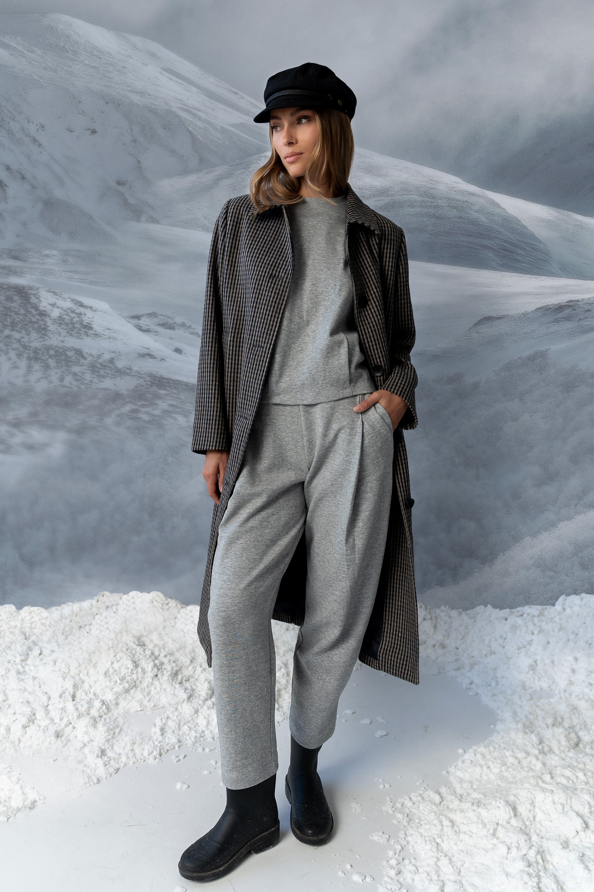Benji Barrel Sweatpants in Grey