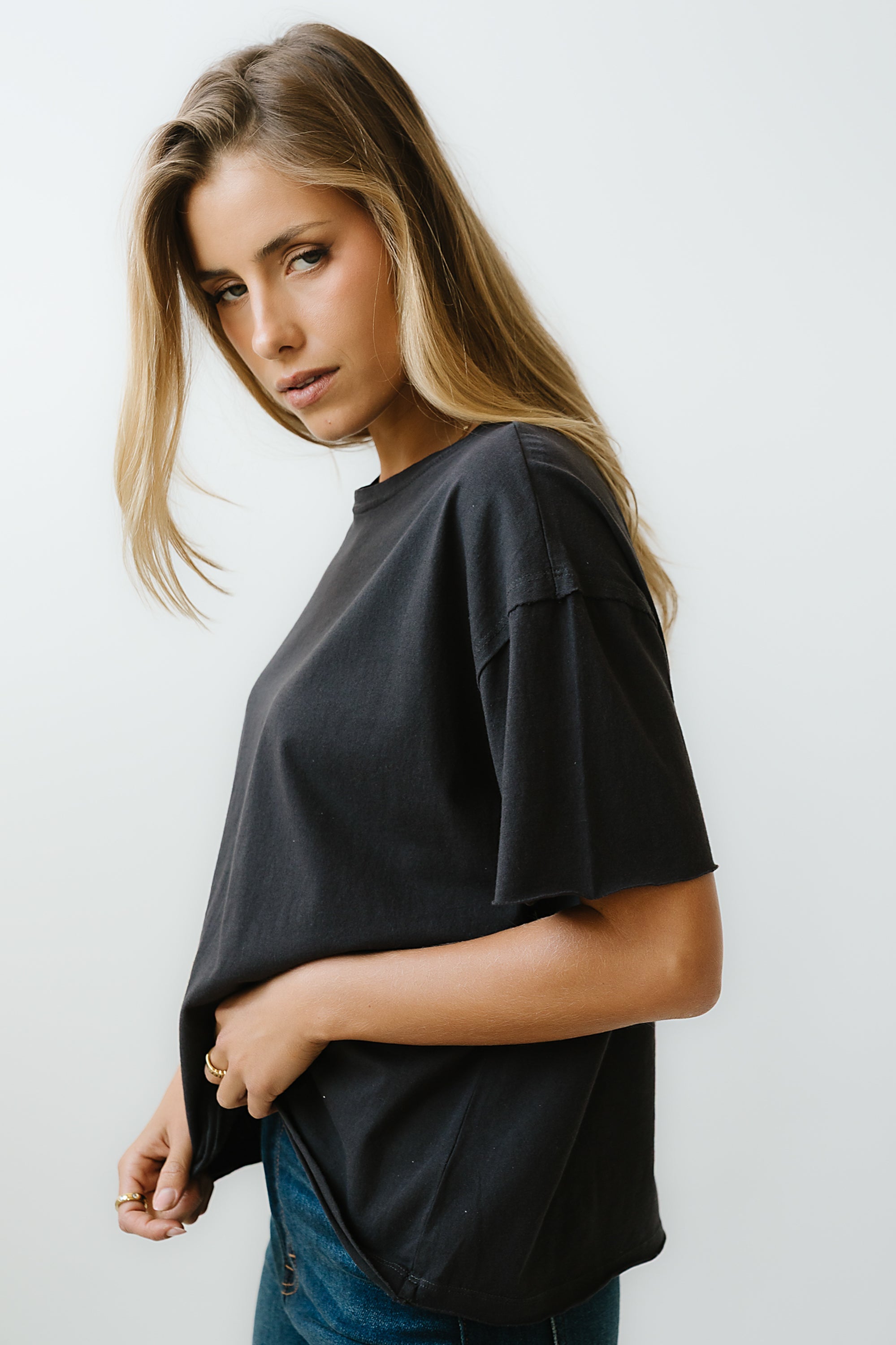 Abby Oversized Tee in Black
