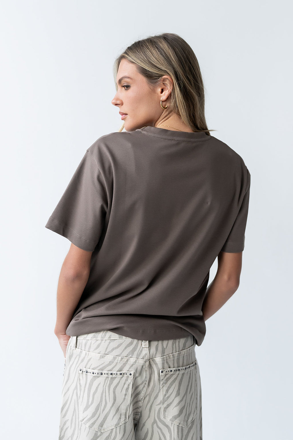 Chance Tee in Brown